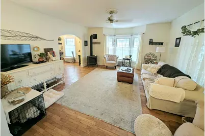 614 W Cass Street, Greenville, MI 48838 - Photo 8