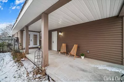 700 Aberdeen Street NE, Grand Rapids, MI 49505 - Photo 16