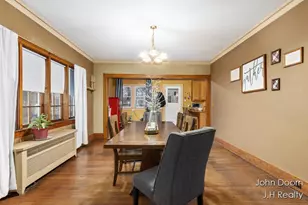 331 Aurora St SE, Grand Rapids, MI 49507 - Photo 8