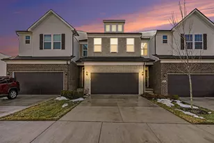 5512 E Spaniel Dr, Ann Arbor, MI 48108 - Photo 2