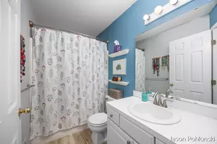 4916 Castle Hill Ct NE, Rockford, MI 49341 - Photo 12