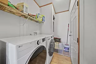 243 Kirk, Adrian, MI 49221 - Photo 10