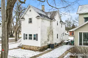 1001 Lincoln Ave NW, Grand Rapids, MI 49504 - Photo 46