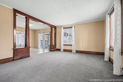 897 W 32nd Street, Holland, MI 49423 - Photo 4