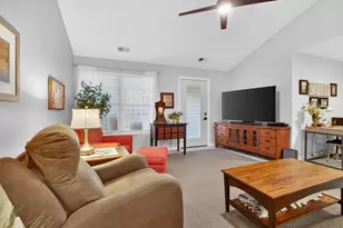 778 W Barrington Cir, Jackson, MI 49203 - Photo 10