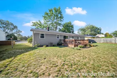 3963 41st Street SW, Grandville, MI 49418 - Photo 6