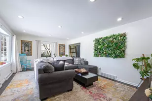 1940 Skyler Dr, Kalamazoo, MI 49008 - Photo 6