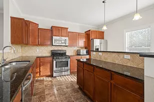 6061 Equestrian Woods Ct, Kalamazoo, MI 49009 - Photo 2