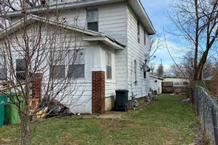 430 N 21st St, Springfield, MI 49037 - Photo 2