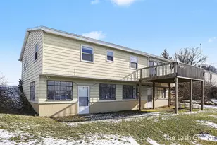 21763 Collier Ave, Battle Creek, MI 49017 - Photo 4