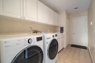 2766 Maitland Dr, Ann Arbor, MI 48105 - Photo 24