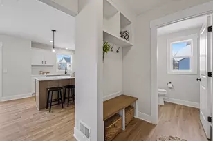 1831 Stratford Ln NW, Grand Rapids, MI 49534 - Photo 8