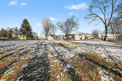 917 N Detroit Street, Buchanan, MI 49107 - Photo 6