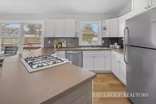 2851 Dean Lake Ave NE, Grand Rapids, MI 49505 - Photo 16