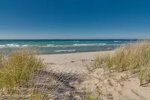 525 Superior St, South Haven, MI 49090 - Photo 30