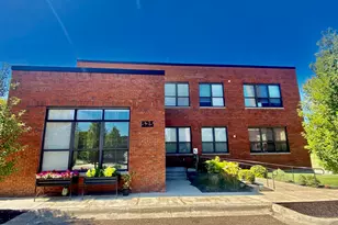 525 Superior St, South Haven, MI 49090 - Photo 2