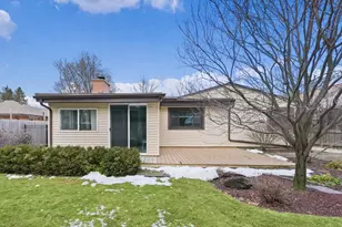 1836 Oakgrove St NW, Grand Rapids, MI 49504 - Photo 30