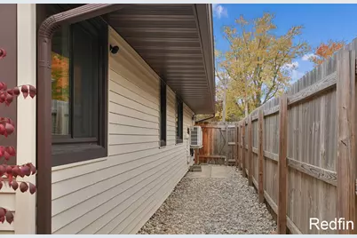 1836 Oakgrove Street NW, Grand Rapids, MI 49504 - Photo 34