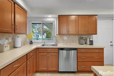 1836 Oakgrove Street NW, Grand Rapids, MI 49504 - Photo 14