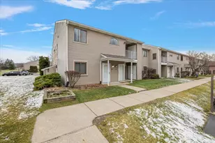 761 Clubhouse Dr, Ypsilanti, MI 48197 - Photo 4