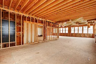 2328 Dean Lake Ave NE, Grand Rapids, MI 49505 - Photo 16