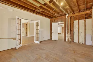 2328 Dean Lake Ave NE, Grand Rapids, MI 49505 - Photo 30