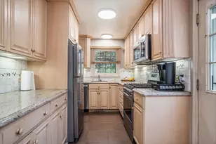 1753 Breton Rd SE, Grand Rapids, MI 49506 - Photo 8