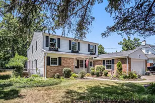 1753 Breton Rd SE, Grand Rapids, MI 49506 - Photo 2