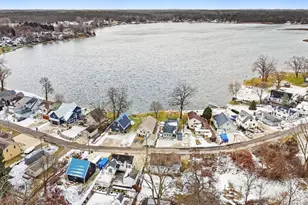 291 Ackerson Lake Dr, Jackson, MI 49201 - Photo 30