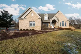 9069 Emerson Dr, Saline, MI 48176 - Photo 4