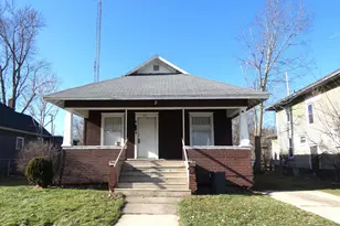 972 Pearl St, Benton Harbor, MI 49022 - Photo 2