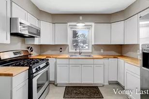 259 Joy St, Howard City, MI 49329 - Photo 6