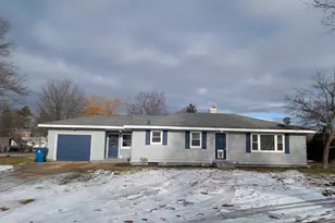 259 Joy St, Howard City, MI 49329 - Photo 2