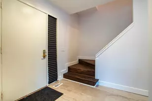 209 Paisley Ct, Kalamazoo, MI 49007 - Photo 2