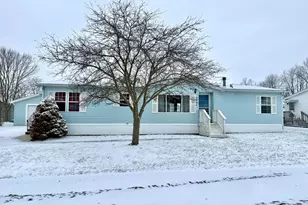 3828 Idlewild St, Jackson, MI 49201 - Photo 1