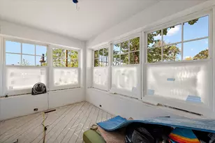 918 Virginia Park St, Detroit, MI 48202 - Photo 20