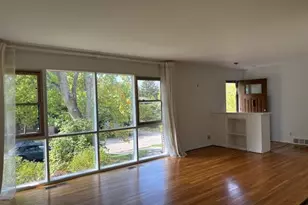 921 Lennox St, Ann Arbor, MI 48103 - Photo 4