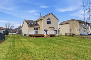 1720 Bridgewater Dr, Ypsilanti, MI 48198 - Photo 32