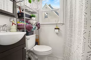 68 Pleasant Ave, Battle Creek, MI 49015 - Photo 10