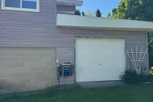 219 2nd Ave, Manistee, MI 49660 - Photo 6