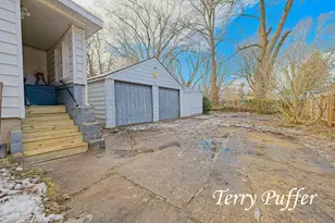 1707 Division St, Muskegon, MI 49441 - Photo 32