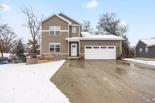 1514 Chapel St SW, Wyoming, MI 49509 - Photo 2