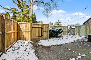 221 Paisley Ct, Kalamazoo, MI 49006 - Photo 14