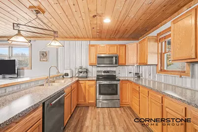 13261 Wabasis Avenue NE, Cedar Springs, MI 49319 - Photo 6