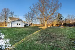 9240 N Branch Rd, Watervliet, MI 49098 - Photo 32