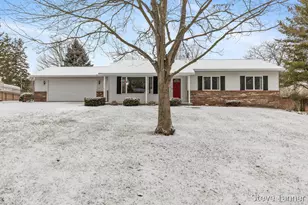 611 S Baldwin St, Greenville, MI 48838 - Photo 1