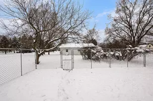 202 S Bronson Ave, Big Rapids, MI 49307 - Photo 18