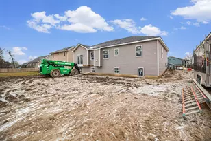 410 Canfield St, Milan, MI 48160 - Photo 4