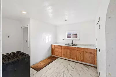 14161 Sussex Street, Detroit, MI 48227 - Photo 10