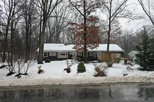 1560 S Brooks Road S, Muskegon, MI 49442 - Photo 2